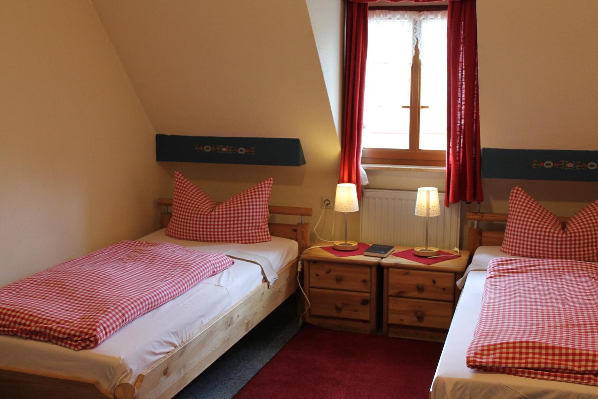 Gasthof Butz Rothenburg ob der Tauber Bagian luar foto